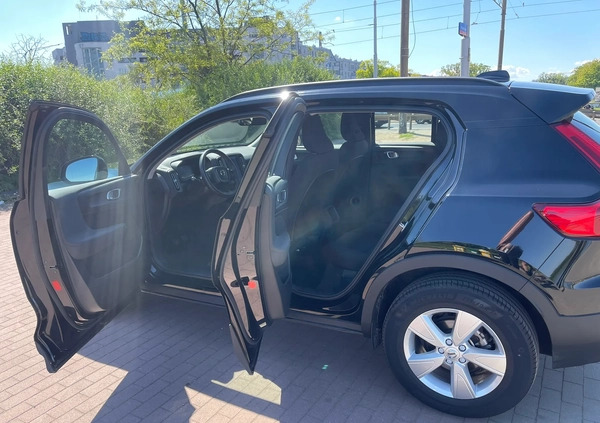 Volkswagen Tiguan cena 47200 przebieg: 51543, rok produkcji 2021 z Żywiec małe 79